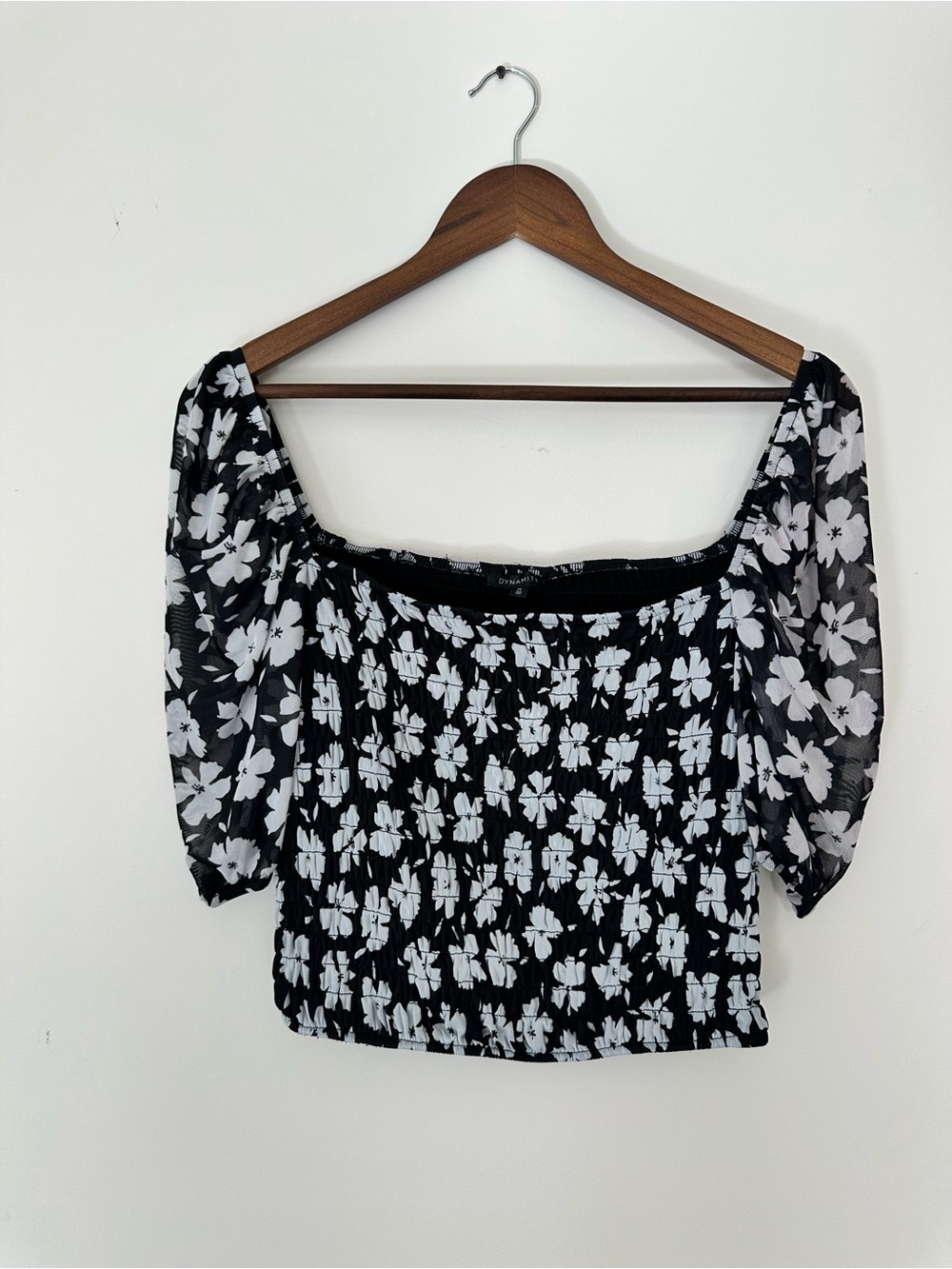 Dynamite Black and White Floral Smocked Puff Sleeve Blouse